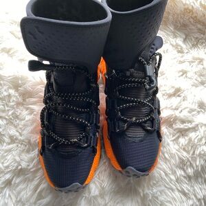 Under Armour HOVR Summit Fat Tire Grey Black Orange Size 4.5